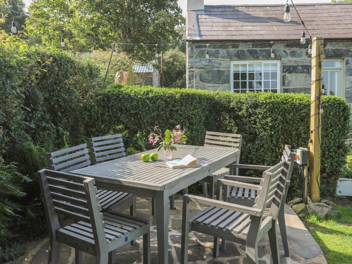 Bodfeurig Farm Cottage 威尔士班戈 外观 照片